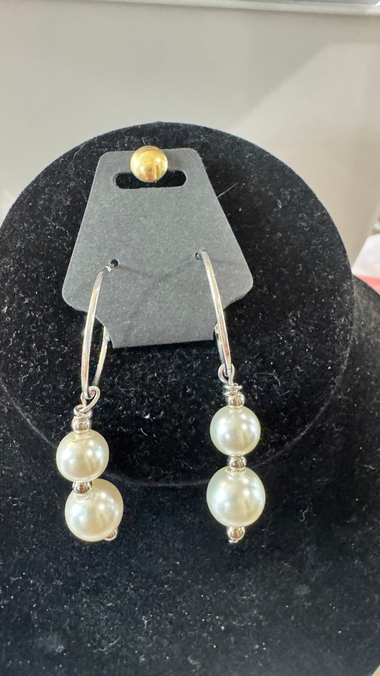 E31 Pearl Drop Earrings